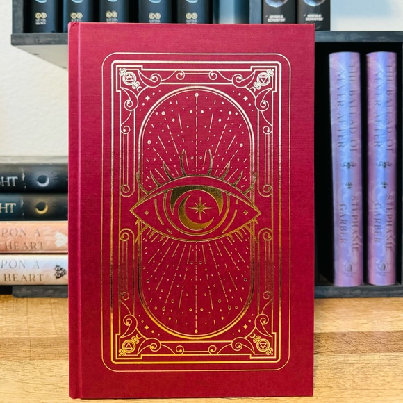 Fairyloot Exclusive Signed Edition Evocation by S.T. Gibson - Picture 4 of 13